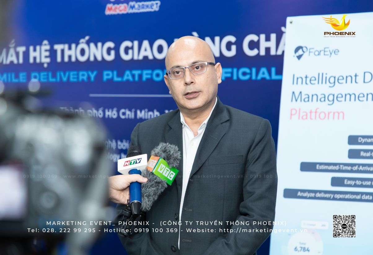 MarketingEventPhoenix le ra mat he thong giao hang chang cuoi 4